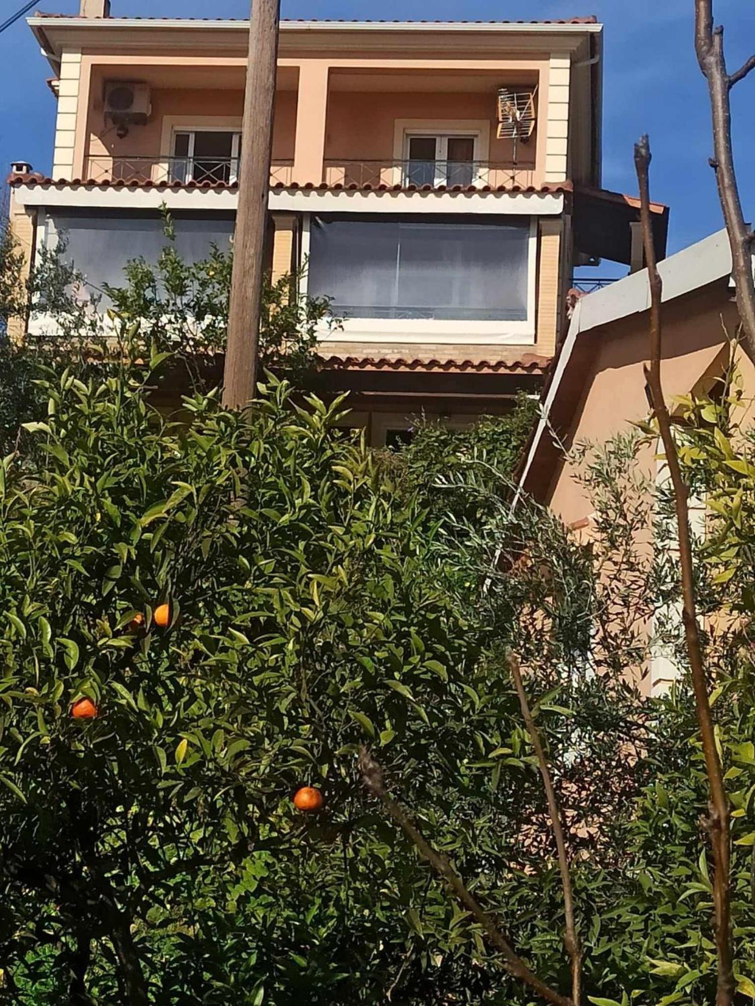 Takis & Eirini Family Apartments Perama  Exteriér fotografie